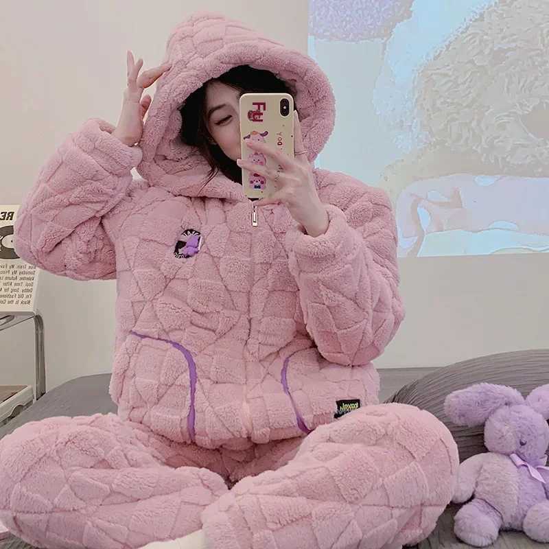 Winter New Arrival Threelayer Padded Thickened Warm Stand Collar Zippered Flannel Sleepwear Womens Home Clothes Suit Y251013