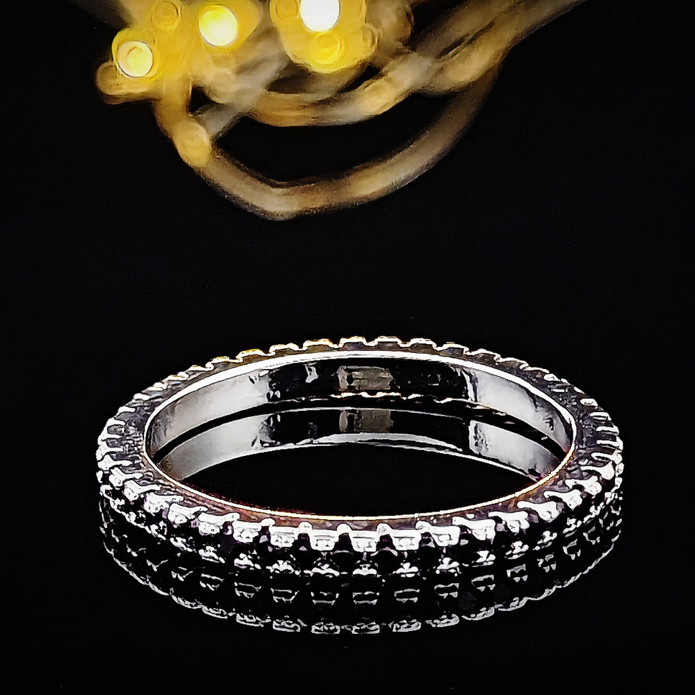 European and American best-selling products - luxurious zircon full-diamond plain ring, a unique and exclusive accessory for women ddmytues