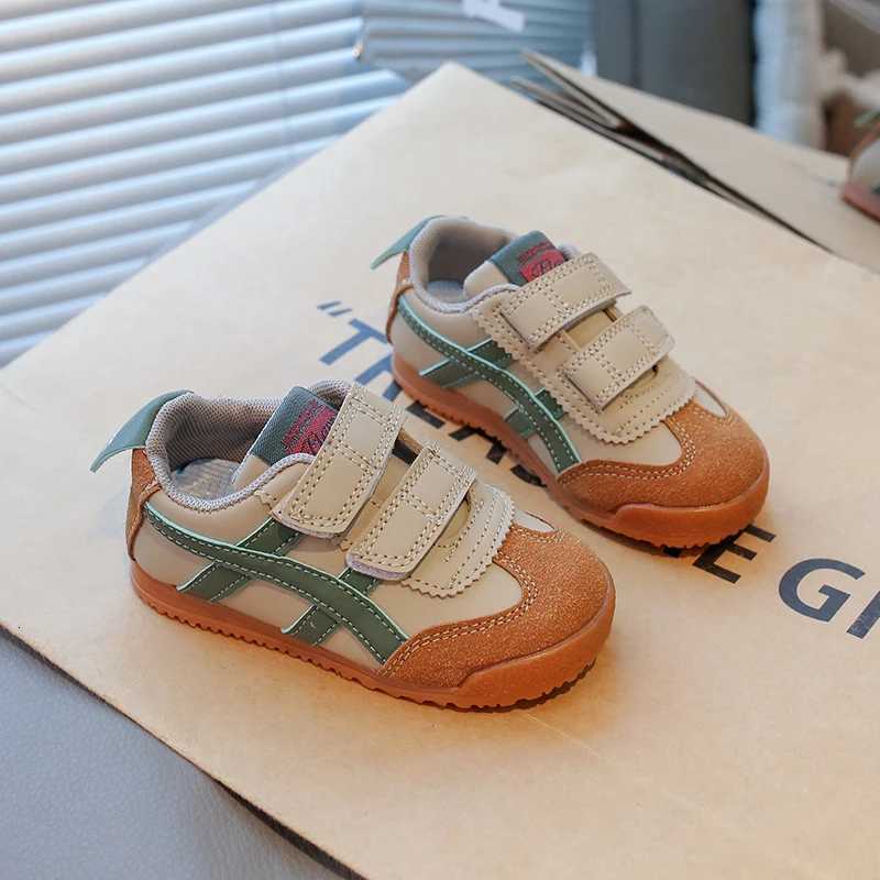 2025 Spring and Autumn New Korean Edition Childrens Single Casual Running Baby Walking Shoes C260130