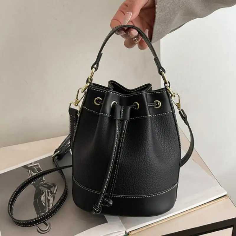 Highquality Largecapacity Bags Autumn And Winter Luxury Design Wens Crossbody Bags Wens Handbag Bucket Bags D251014