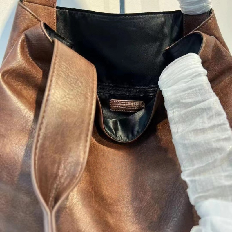 French leather luxury style large capacity handbag autumn and winter new collection retro exquisite women's shoulder bag designer bag