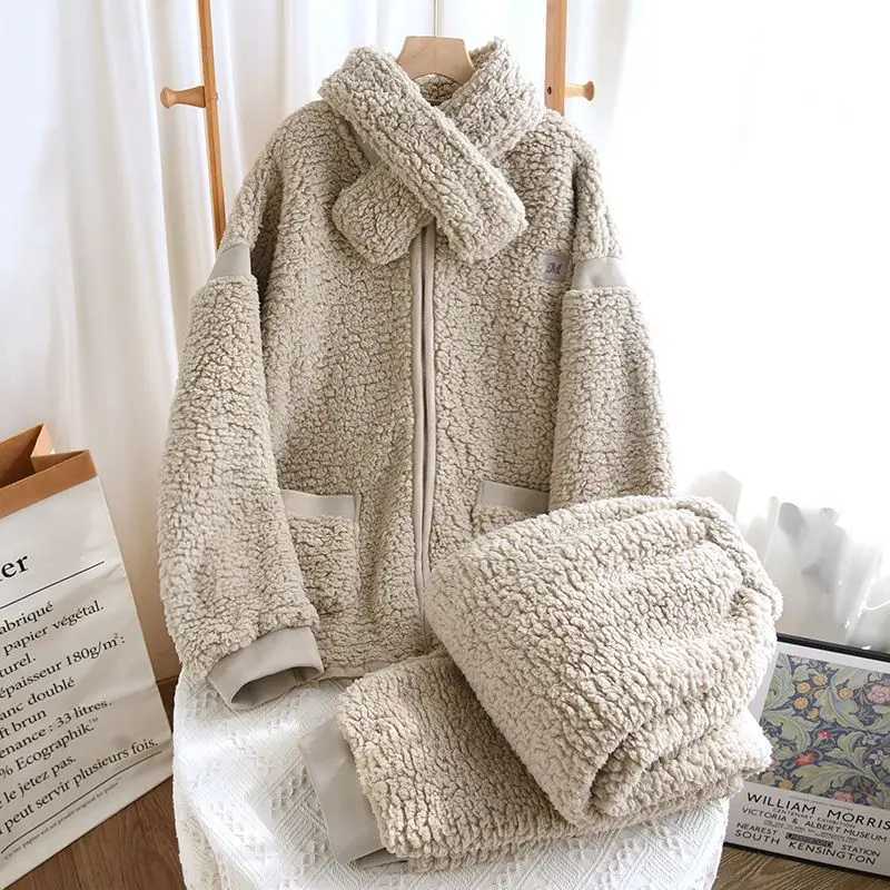 Thickened coral fleece pajamas women autumn winter lambskin fleece scarves home wear warm couple sets fleece can be worn outsideT251014
