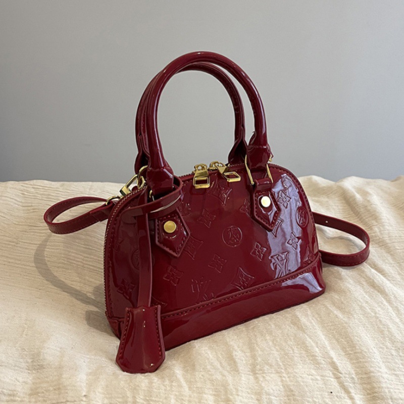hot free shipping designers bags for womens high-end and fashionable saddle bag with temperament single shoulder crossbody bag