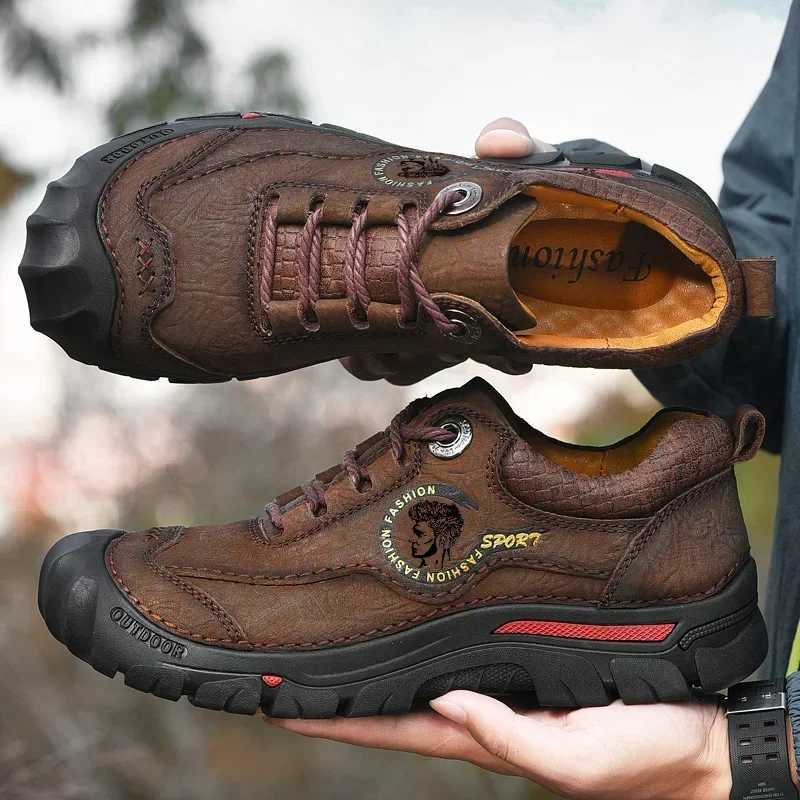 Outdoor Camping Hiking Shoes Men Genuine Leather Sports Sneakers Man Travel Casual Shoes Leisure Walking Climbing Mens Footwear C251014