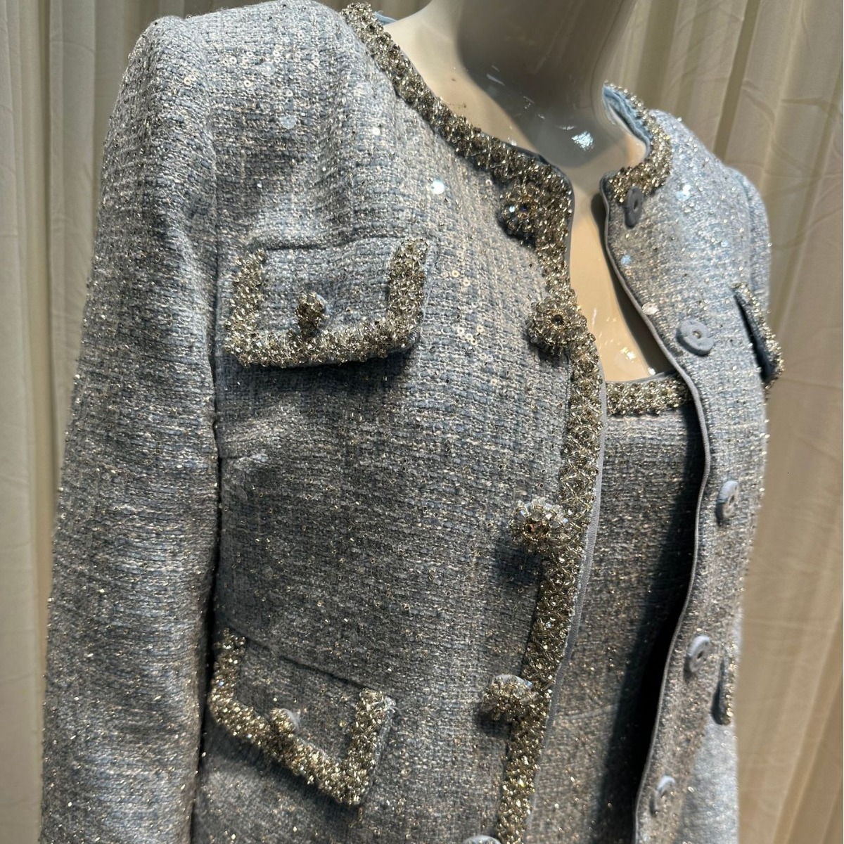 2025 Designer Jacket Autumn/Winter New Top High End Luxury Style Early design Spring Re Embroidered Round Neck Floral Knitted Jacket