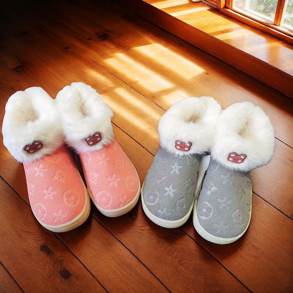 Free shipping Children's slippers with anti slip soft sole for home wear and plush insulation, thick bottom cotton slippers hot