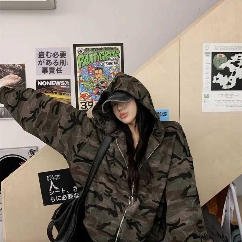 American R Camouflage Hoodie Womens Loose Design Casual Long Zipper Top Versatile Autumn Wear W251014