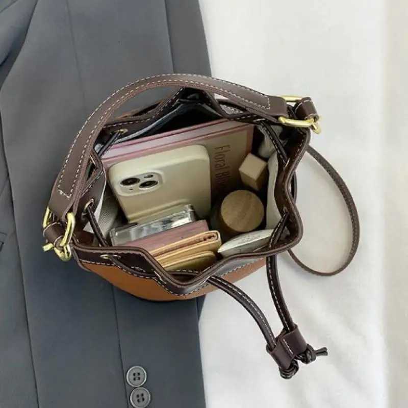 Highquality Largecapacity Bags Autumn And Winter Luxury Design Wens Crossbody Bags Wens Handbag Bucket Bags D251014