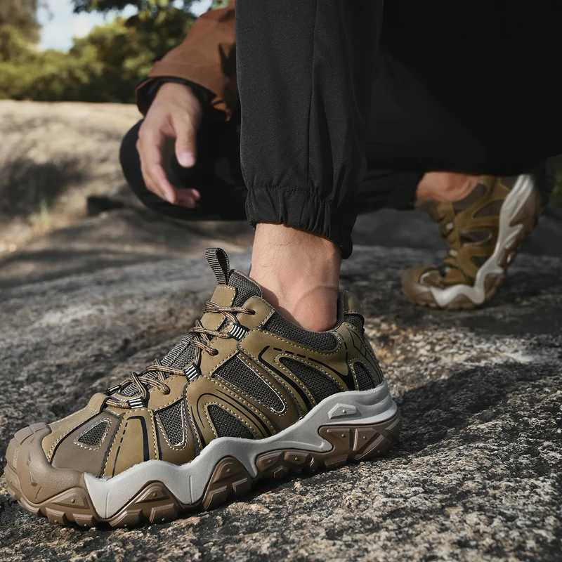 Outdoor Sports Soft Walking Footwear Hiking Shoes Outdoor Mens Sneakers NonSlip Casual Leather Shoes Comfortable Driving Shoes C251014