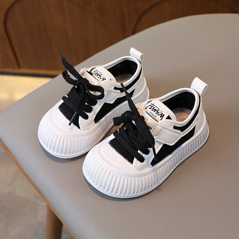 2025 Spring New Korean Edition Childrens White Shoes Fashionable and Breathable Sports Shoes Soft soled Baby Shoes for Small and Medium sized Children