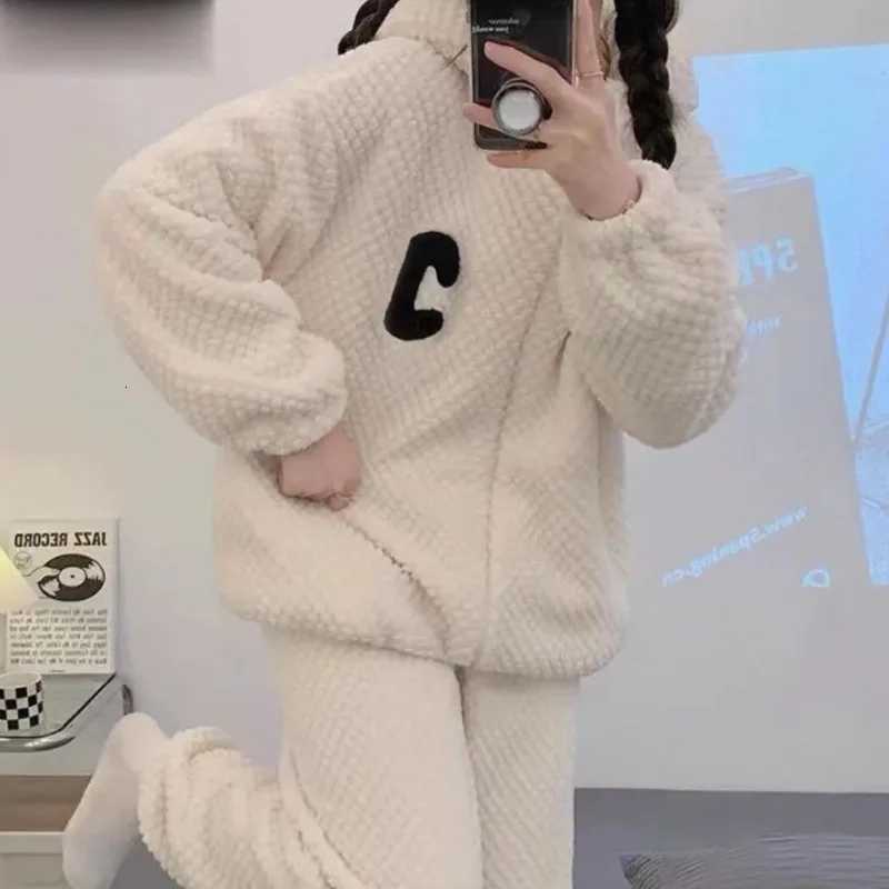 Autumn Winter Women Pyjamas Sets Hooded Thick Zipper Cardigan Warm Homewear Coral Flannel Printed Letters Soft Pijama Suit Y251013