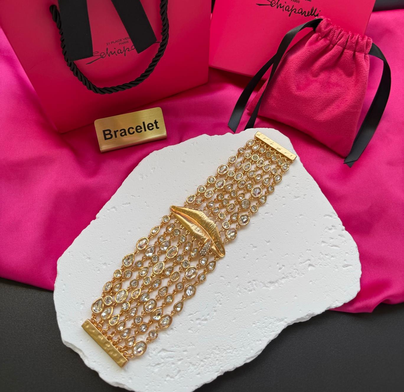 Vintage Personalized Punk Vintage Bracelet Brass Material Spotted Wolf C-shaped Open Bangle Hiphop Rock Designer Jewelry 002851