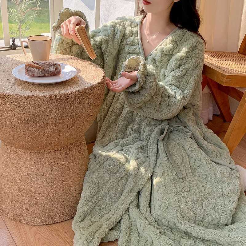 Women Autumn Winter Warm Flannel Nightgown Thickened Longsleeved Bathrobe Coral Velvet Vneck Laceup Pajamas Solid Loose Y251013