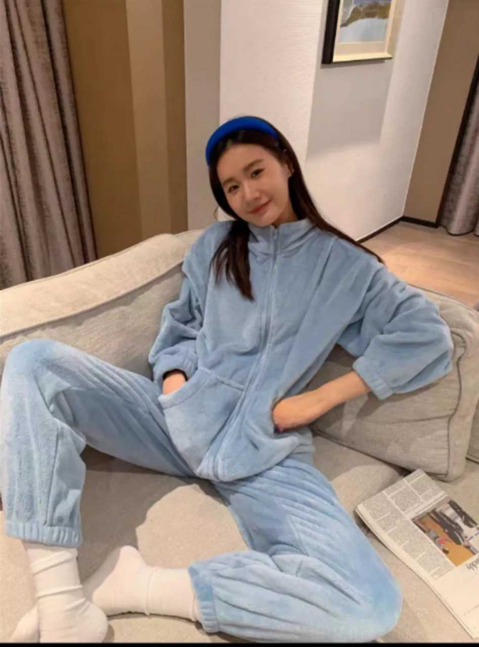 Winter Warm Coral Fleece Women Pajamas Set Thickened Flannel Long Sleeve High Collar Trouser Pijamas Suit Loose Flannel Homewear Y251013
