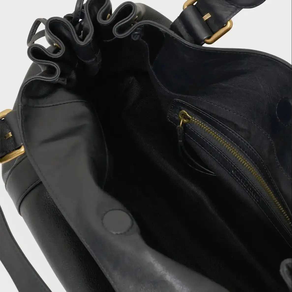 Womens Vintage Handbag New Fashion Solid Color Tote Bag Luxury Design Shoulder Bag for Everyday StyleL251014