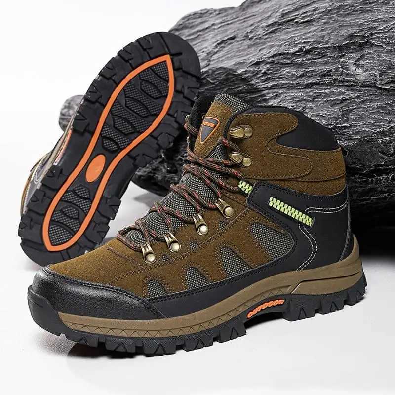 Hiking Shoes Men Boots HighTop Fashion Comfortable Durable NonSlip Sole LaceUp Camouflage Outdoor Men Shoes C251014