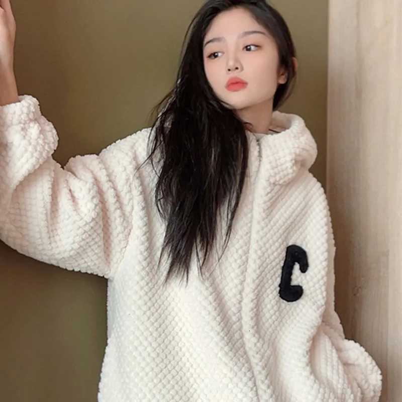 Winter Fleece Thickened Warm Coral Velvet Pajamas Women Autumn Winter Flannel Loungewear Hooded Zipper Long Sleeve Sleepwear Y251013