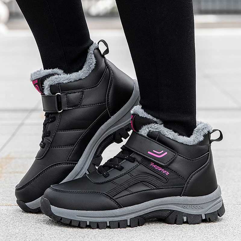 New 2024 Women Winter Waterproof Boots Designer Australian Platform Boots for Leather Warm Ankle Fur Booties Luxury Boots C251014
