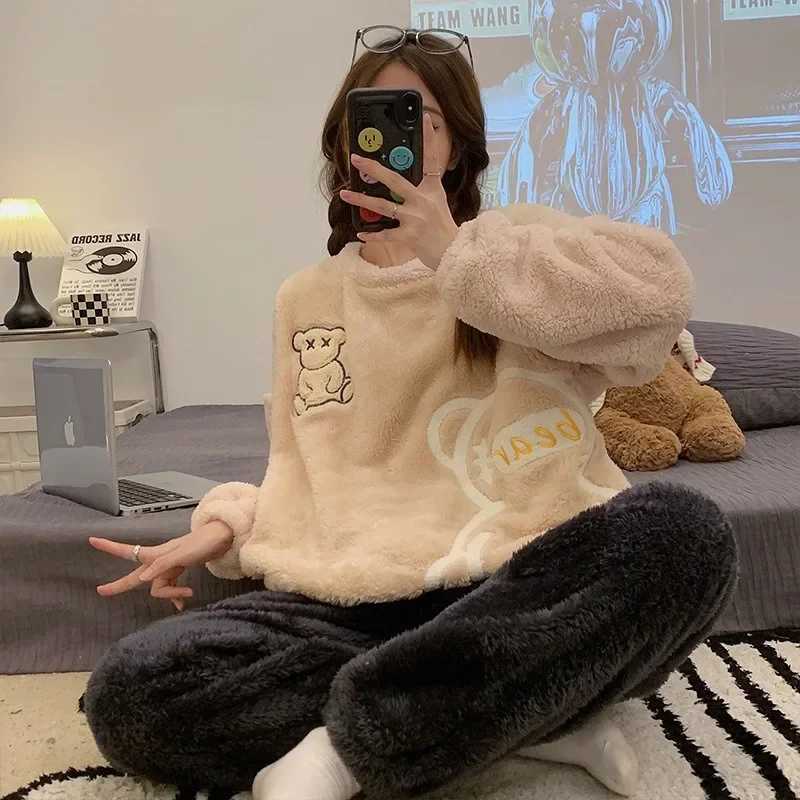 Thickened Warm Flannel Women Sleepwear Homewear for Winter ONeck Tops and Trousers Nightwear Loungewear TwoPiece Set PajamasT251014