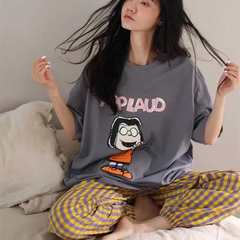 Womens Fall and Winter Pajamas ShortSleeved Pants Suit Sleepwear Homewear Letters Strawberry Plaid Pants Nightwear LoungewearT251014