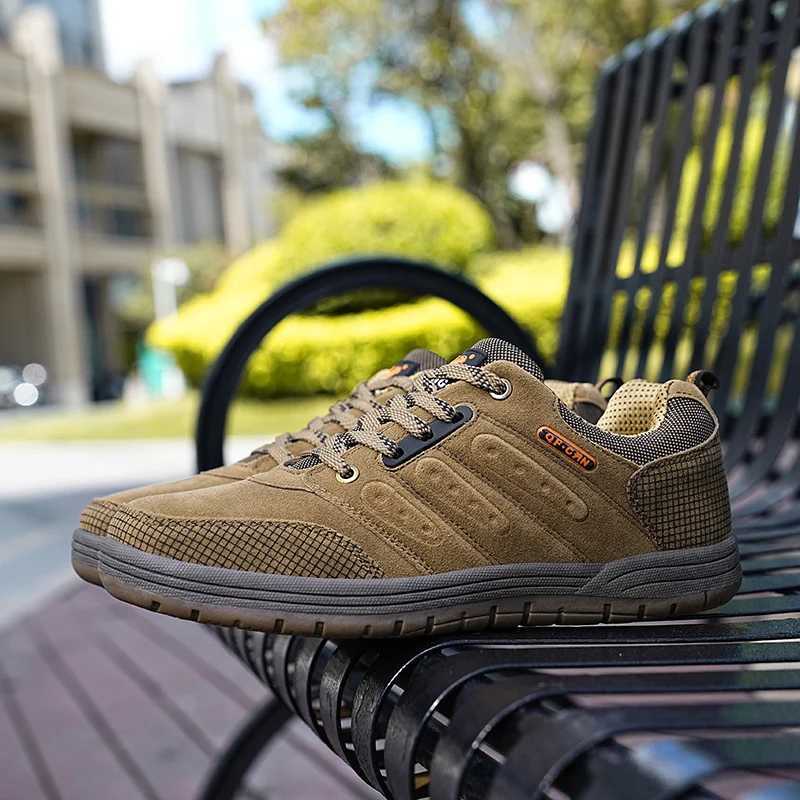 New Arrival Classics Style Men Hiking Shoes Lace Up Men Sport Shoes Wearresistant Outdoor Jogging Trekking Sneakers Camping C251014