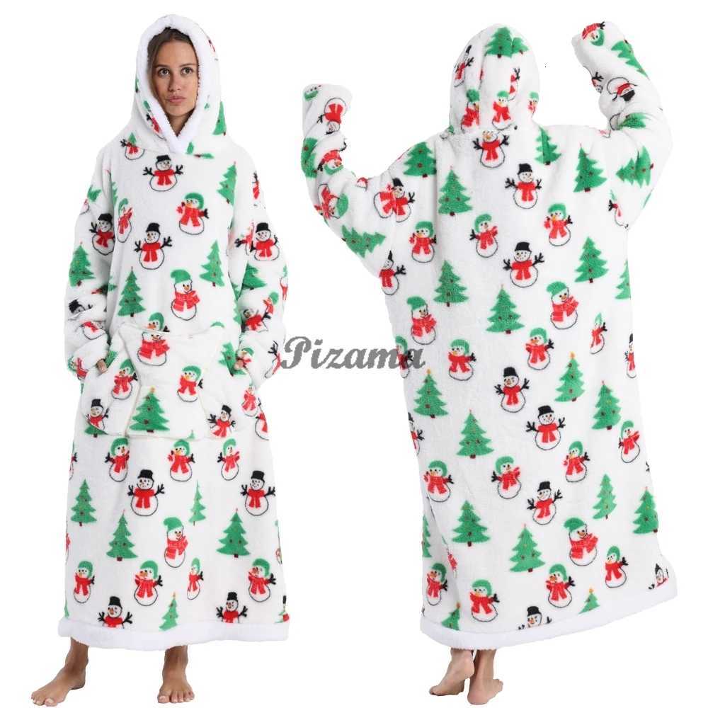 Christmas Super Long Flannel Blanket Coldproof Nightgown Pyjamas Sleeves Winter Hoodies Sweatshirt Women Men Pullover Fleece Y251013