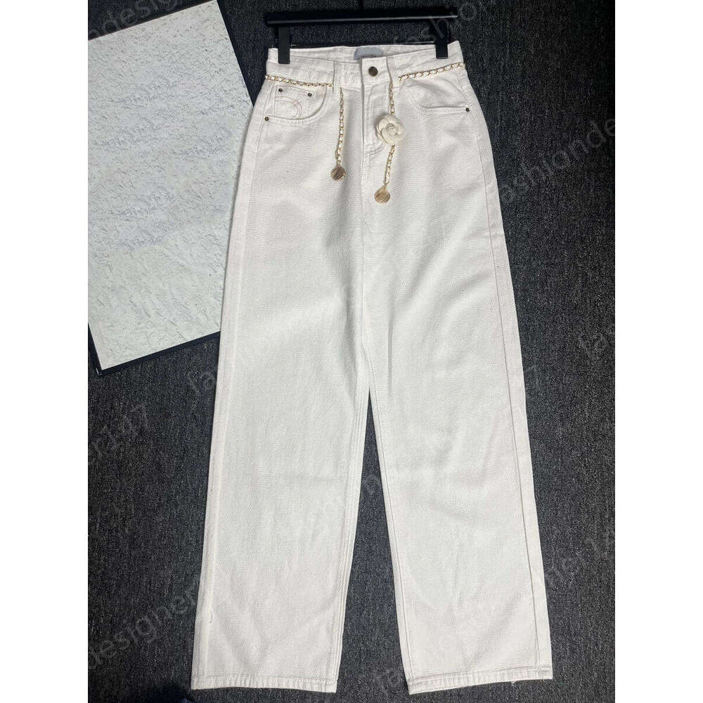 High Waisted White Designer Jeans Women with Pocket Brand Embroidery and Gold Chain Detail Designer Inspired Chic Casual Denim Pants for Fashion Forward Women