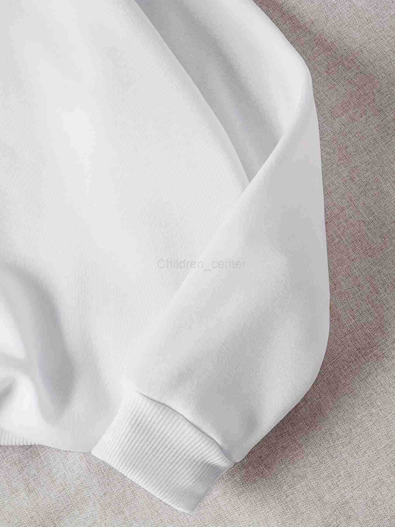 Disney Retro Disneyland Halloween sweatshirts Mickey and Friends family tops Unisex autumnwinter crewneck sweatshirts y2k clothes H251014