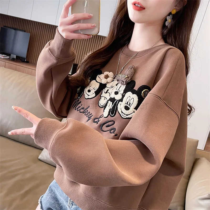 Disney New Clothes Mickey Embroidered Round Neck Pullover Women Design Fleece Sweatshirt Y2k Female Fashion Short Style Topsdis H251014
