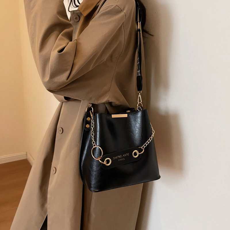 Advanced Texture Large Capacity Cmuting Wen New Light Luxury Versatile Shoder Bag Crossbody Bag Bucket Bag D251014