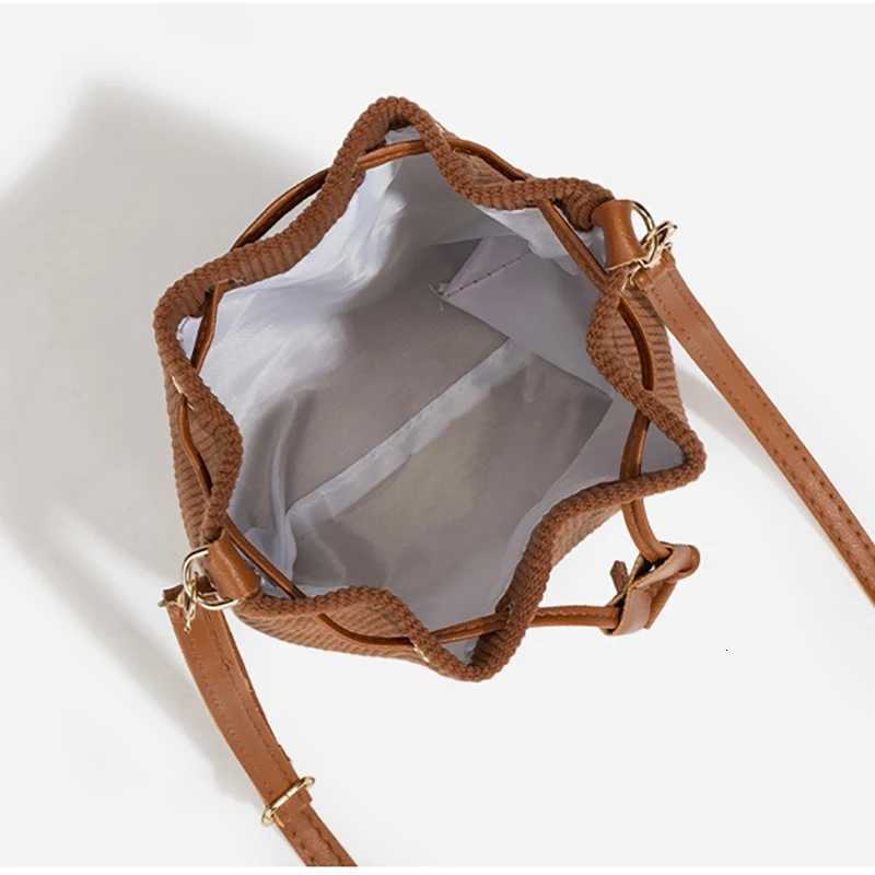 Large Capacity Shoder Bag Delie Veet Crossbody Bag Cmute Handbag Adjustable Messenger Bag For Cmuting Handheld D251014