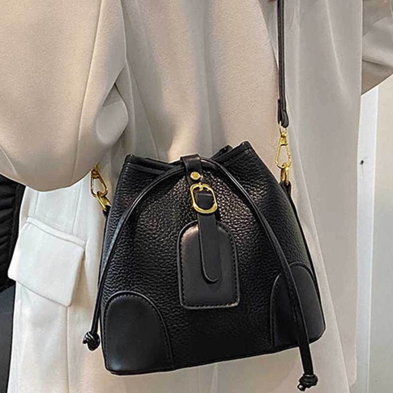 Wen Drstring Bucket Bags 2025 Summer Trendy Ctrast Color Crossbody Bag Korean Style Cmuting e Shoder Bags D251014