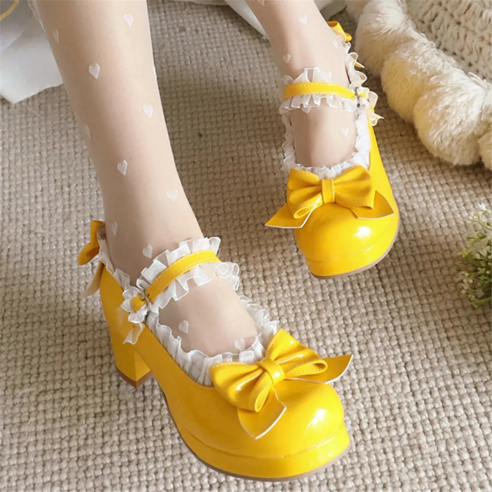 Woman Med Heel Lolita Shoes Patent Leather Cute Bow Mary Jane Pumps Bride Wedding Cosplay Party Red Pink Black Green Size 3143 251010