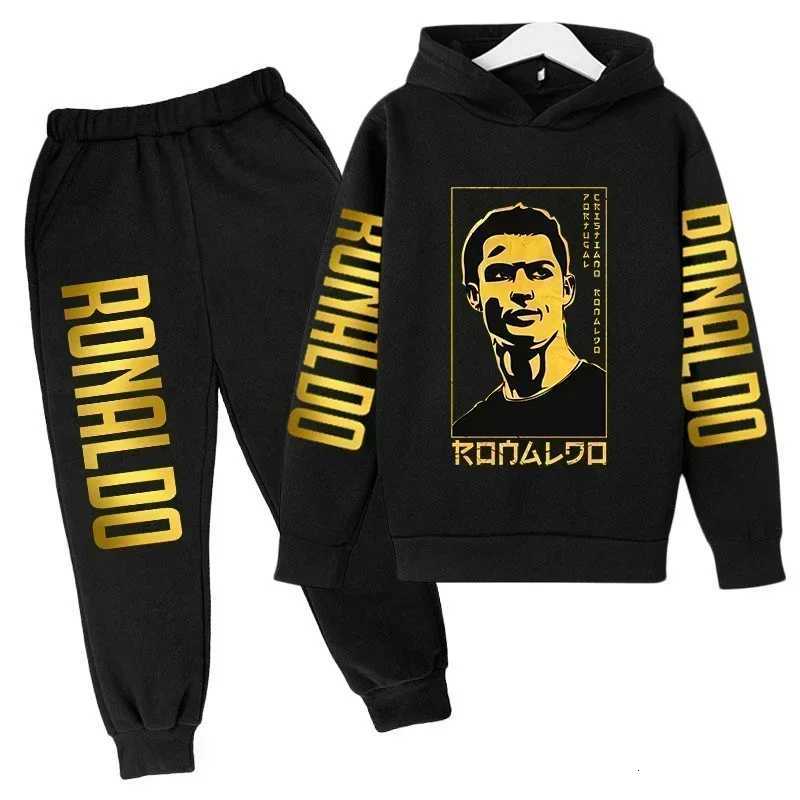 Autumn Fashion Brand Ronaldo Print Children Set HoodiePants Suit 2pcs Set Kid Boy Girl Clothes Casual Football Player Tracksuit X251014