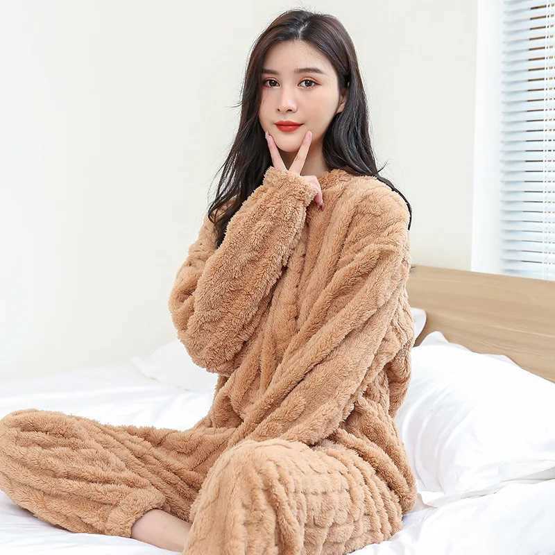 Winter Coral Fleece Pajama Set for Women Thick Warm Two Piece Loungewear Outfit Homewear Suit for Autumn and Winter Sleepwear Y251013