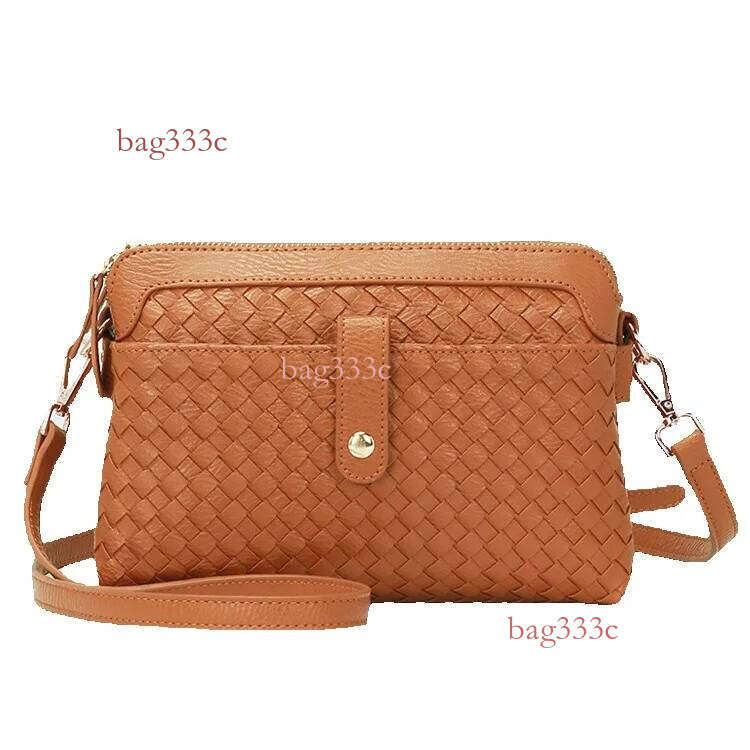 New Single Shoulder Multi-Functional Handbag Woven Underarm Fashion Commuter Crossbody Bag For Women Cowhide Woven Bag