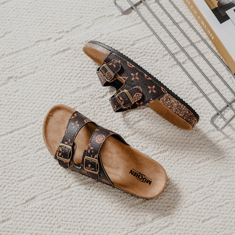 Fashion New Design Men Slippers Hot Selling Cork Couple Slides Outdoor Versatile Beach Slipper Size 40-45