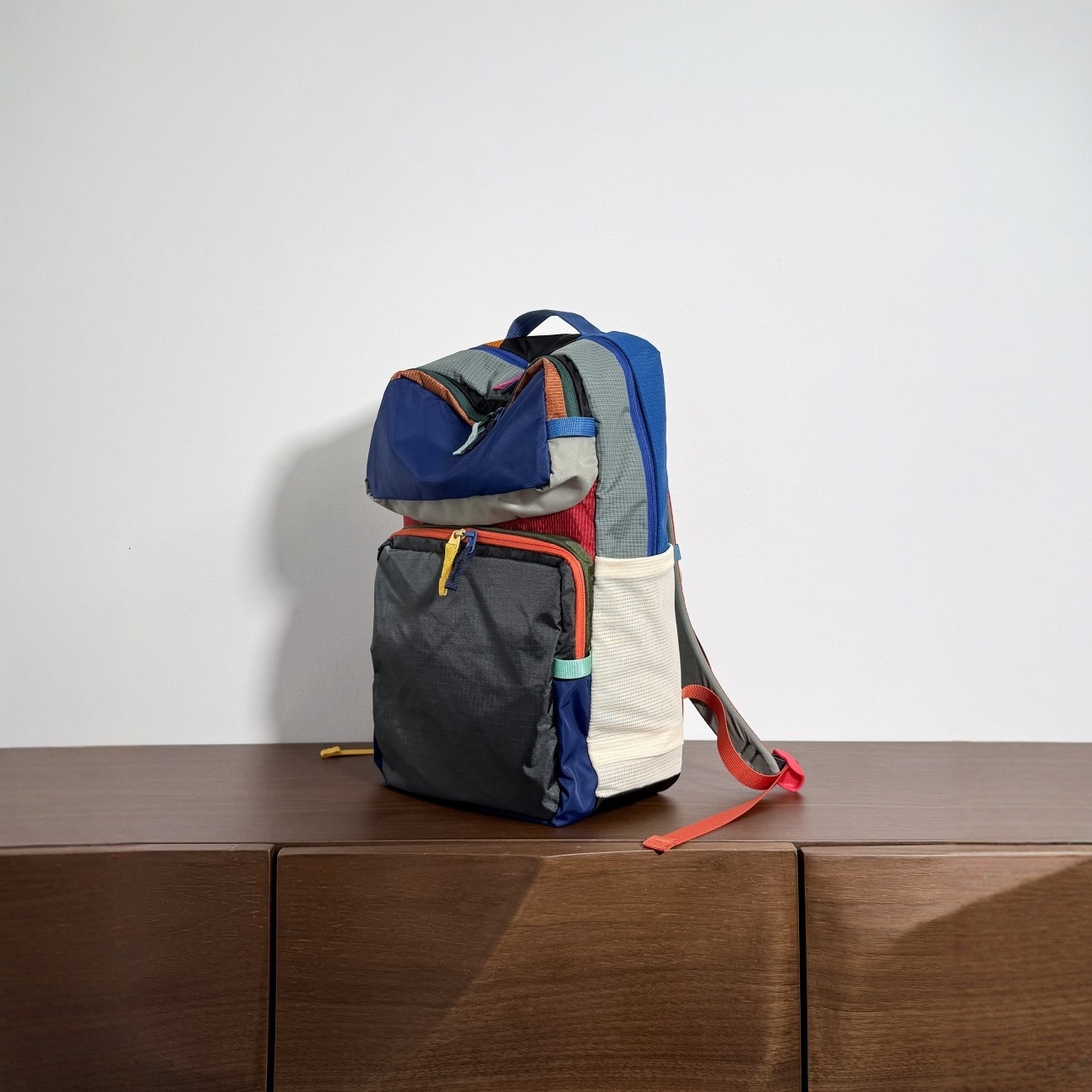 New Fashion Large Capacity Alpaca Unisex 16L Outdoor Travel Backpack high-quality