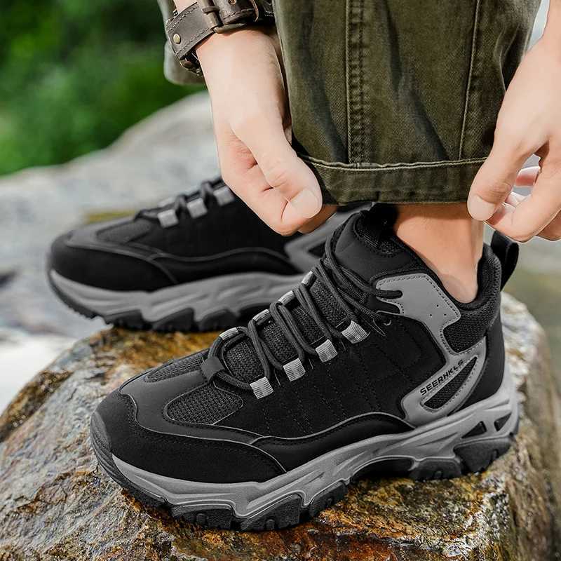 Mens Hiking Shoes for All Seasons Thicksoled Largesized Hightop Comfortable Wearresistant Antislip Sports Casual Shoes C251014