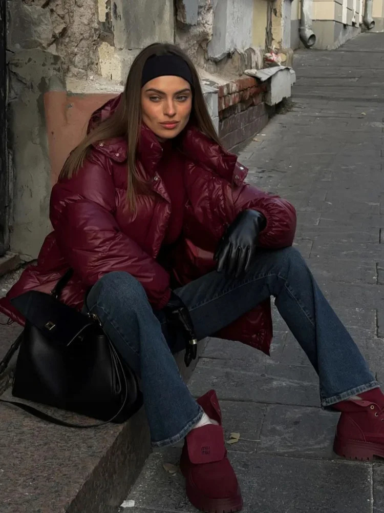 Fashion Burgundy Women Winter Hooded Cotton Jacket Vintage Solid Stand Collar Short Coat Lady Commute Street Outerwears 251011