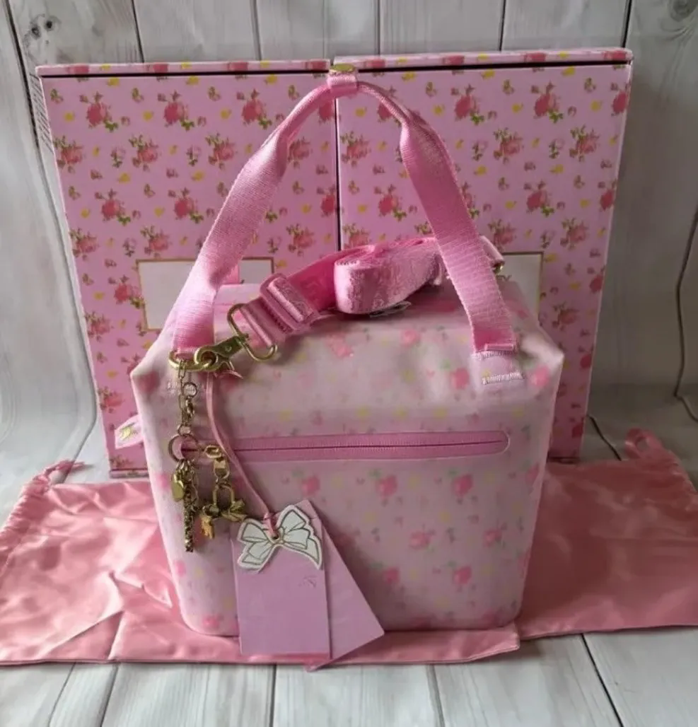 US warehouse Lunch Bag All Day Julienne Mini Soft Cooler Lunch Box 10-Can Recycled Polyester Cooler 12-Hour Cooling Cooler Bags Love Shack Fancy Ibiza