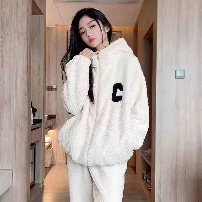 Autumn Winter Women Pyjamas Sets Hooded Thick Zipper Cardigan Warm Homewear Coral Flannel Printed Letters Soft Pijama Suit Y251013