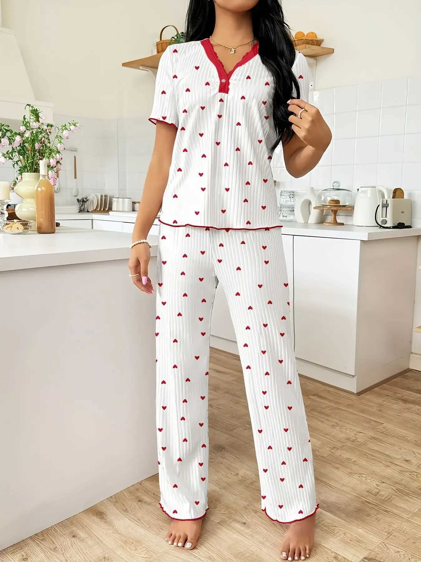 Women Sleepwear Sexy Heart Print Tops and Trouses Sets Comfortable Pyjama Loungewear Autumn Winter Warm Pajamas SetT251014