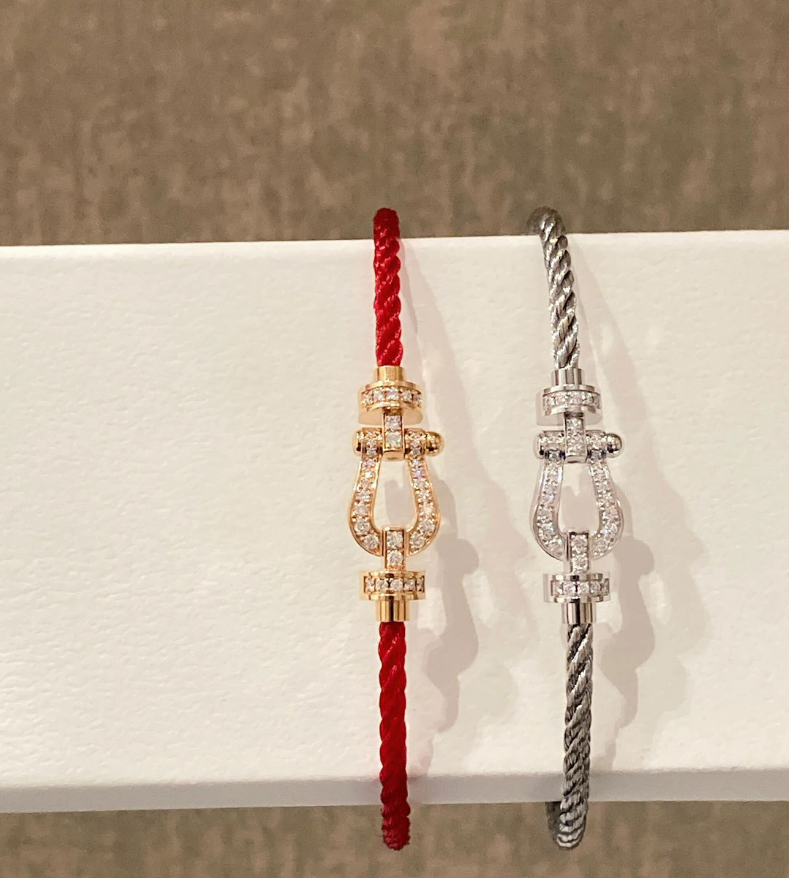 Charm Bracelets FORCES 10 letter charm bracelet men bracelets fashion trend women classic jewelry high quality horseshoe pattern 16-20cm Z260313