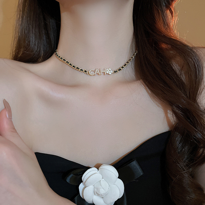 Real Gold Plated Sweet Cool Flower Pearl Necklace Personality Temperament Collarbone Chain Style Choker - view 3