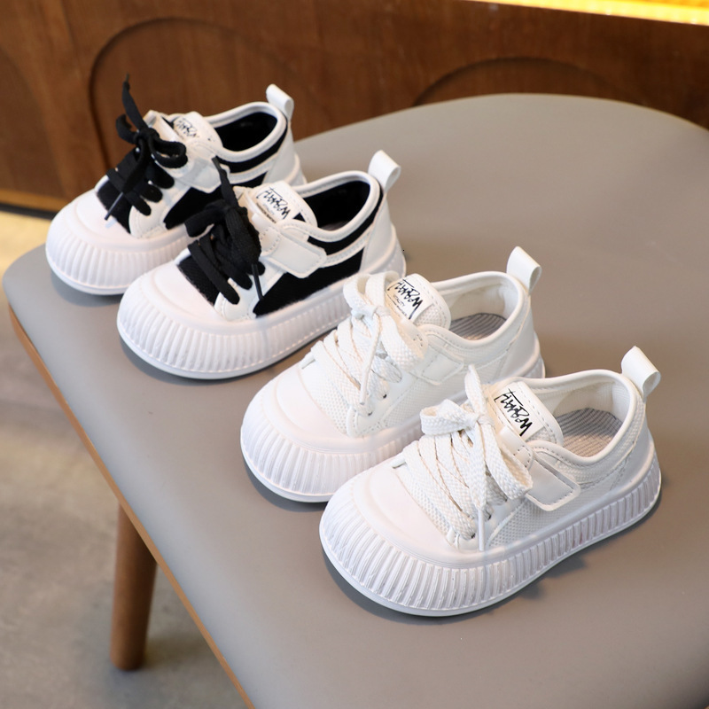 2025 Spring New Korean Edition Childrens White Shoes Fashionable and Breathable Sports Shoes Soft soled Baby Shoes for Small and Medium sized Children