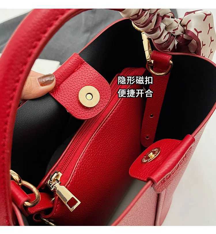 Hot Selling Simplicity Highend Wens Crossbody Bag PU Material Versatile Bucket Bag Fi Handbag Cmuting D251014