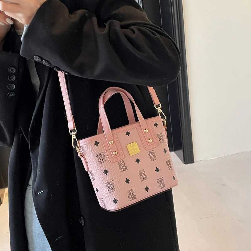 Fiable Ladies Tote Bag Crossbody Purse Set Soft Leather Designer Handbags With Elegant Metal Accents D251014