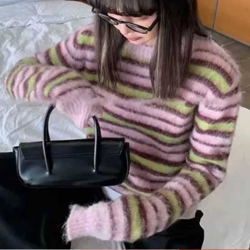 2023 Autumn Faux Fure Knitted Cardigan Women Casual Long Sve Button Kaii Cloing Striped Sweater Female Korean Style Tops W251014