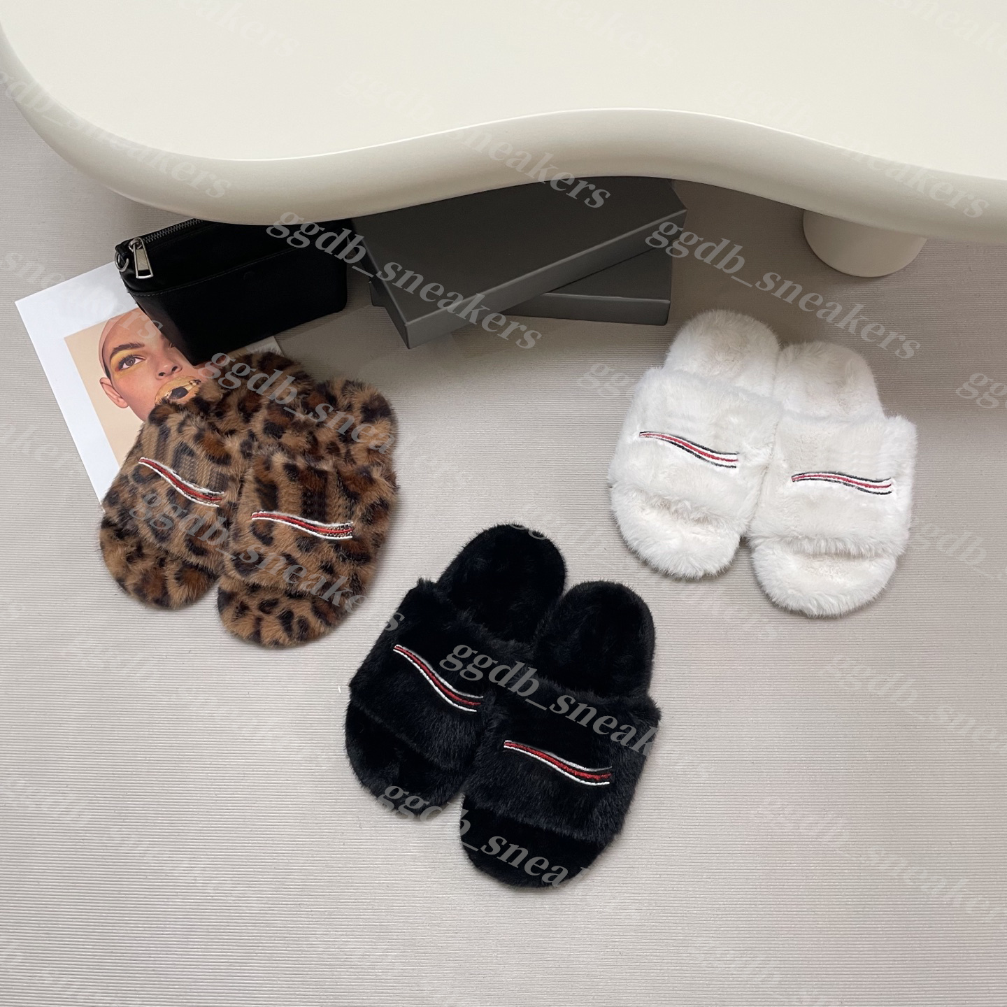 Luxury Slides Paris Designer men women Slippers Ladies Wool Winter Fur Fluffy Furry Warm Letters Sandals Comfortable Fuzzy Girl Flip Flop Slipper 35-45